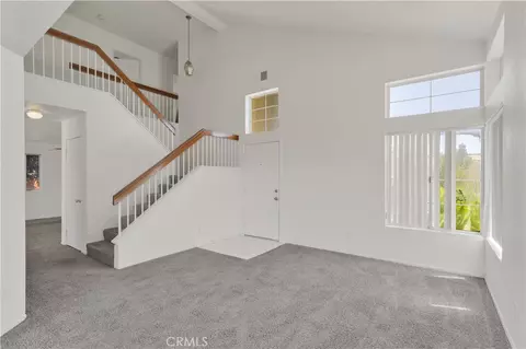 Living - 13776 Foxfire Rd, Victorville, CA 92392 photo 2 of 8
