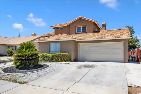 Exterior - 13776 Foxfire Rd, Victorville, CA 92392 photo 2 of 5