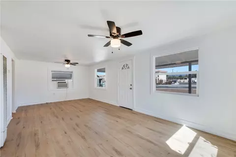 Living - 34335 County Line, Yucaipa, CA 92399 photo 2 of 4
