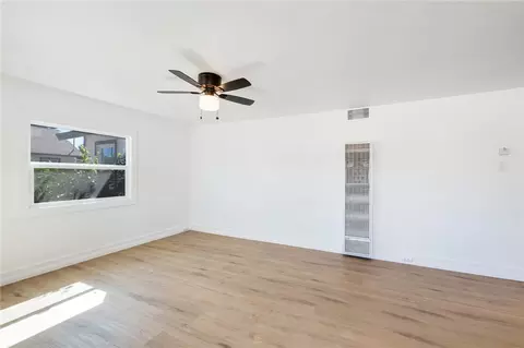 Living - 34335 County Line, Yucaipa, CA 92399 photo 1 of 4