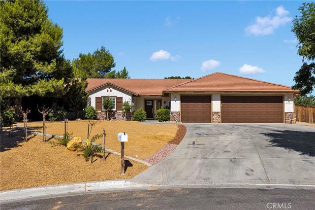 16470 Pauhaska, Apple Valley, CA 92307
