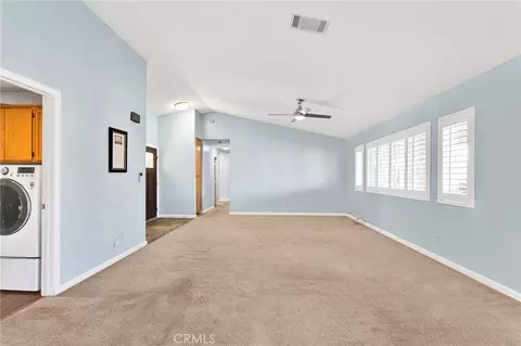 Living - 16470 Pauhaska, Apple Valley, CA 92307 photo 7 of 8