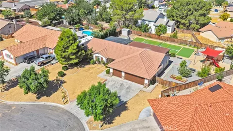 View/Area - 16470 Pauhaska, Apple Valley, CA 92307 photo 7 of 9