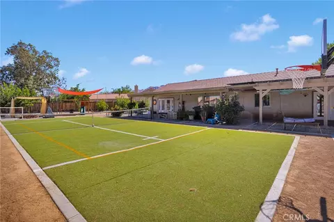 Exterior - 16470 Pauhaska, Apple Valley, CA 92307 photo 7 of 18