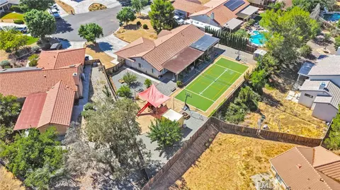 View/Area - 16470 Pauhaska, Apple Valley, CA 92307 photo 3 of 9