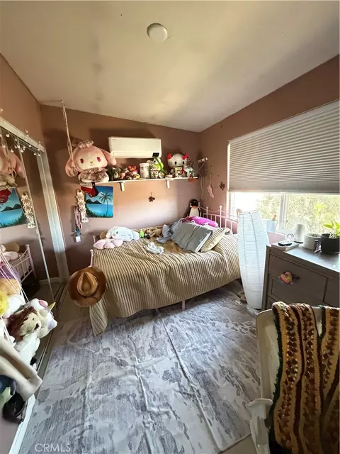 Bedroom - 10623 4th, Hesperia, CA 92345 photo 4 of 6