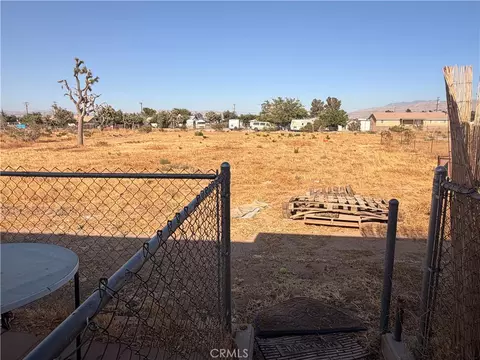 Exterior - 10623 4th, Hesperia, CA 92345 photo 21 of 31