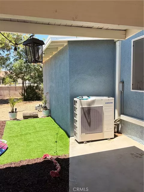 Exterior - 10623 4th, Hesperia, CA 92345 photo 13 of 31