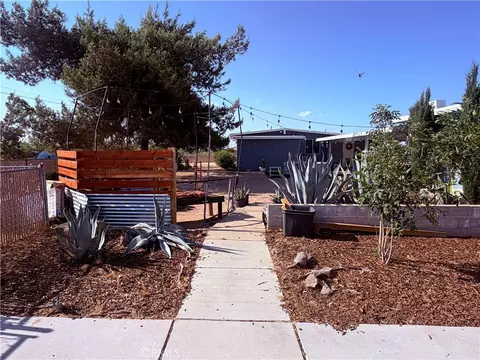 Exterior - 10623 4th, Hesperia, CA 92345 photo 24 of 31