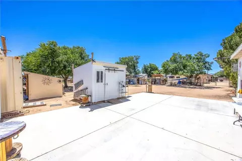 Exterior - 15212 El Centro St, Hesperia, CA 92345 photo 16 of 26