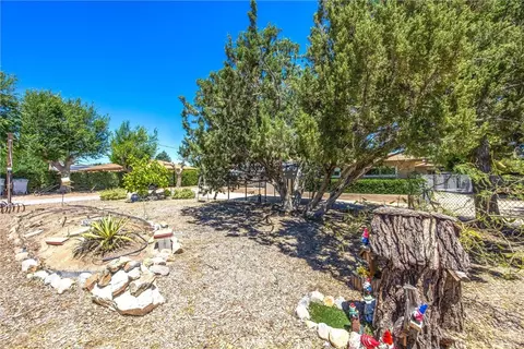 Exterior - 15212 El Centro St, Hesperia, CA 92345 photo 3 of 26
