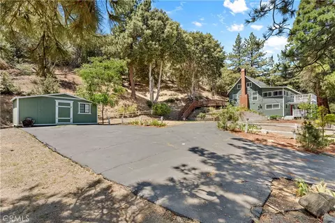 Exterior - 5180 Lone Pine Cyn, Wrightwood, CA 92397 photo 5 of 11