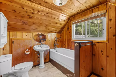Bath - 5180 Lone Pine Cyn, Wrightwood, CA 92397 photo 1 of 1