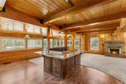Living - 5180 Lone Pine Cyn, Wrightwood, CA 92397 photo 4 of 5