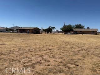 16766 Walpi, Apple Valley, CA 92307