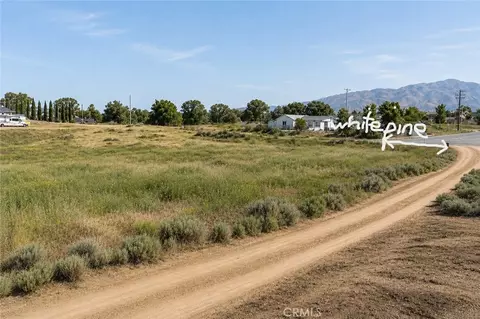 219 Lupine, Tehachapi, CA 93561 photo 2