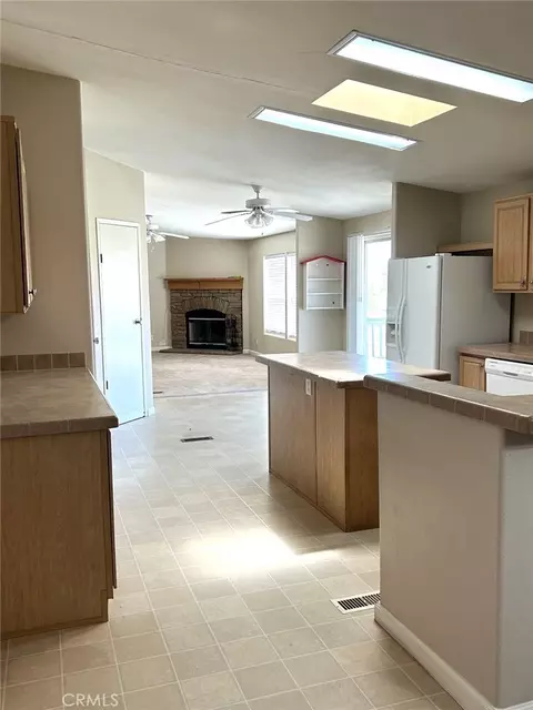 Kitchen - 11120 Colt Ave, Lucerne Valley, CA 92356 photo 1 of 7