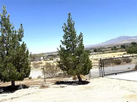 Exterior - 11120 Colt Ave, Lucerne Valley, CA 92356 photo 11 of 13