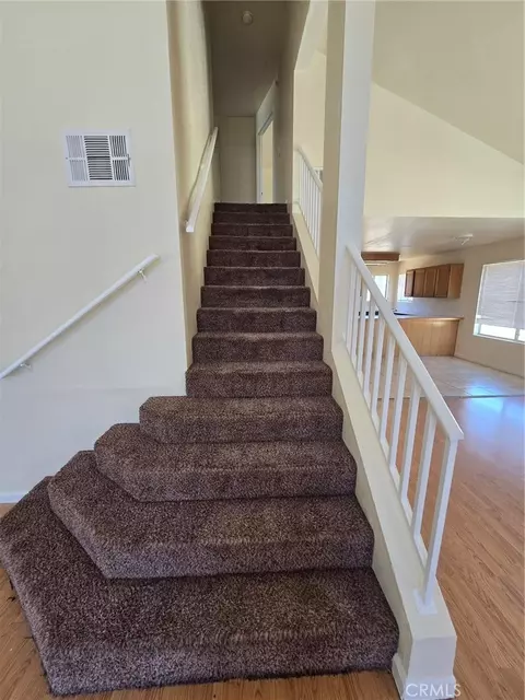 10528 Cascade Ct, Adelanto, CA 92301 photo 5