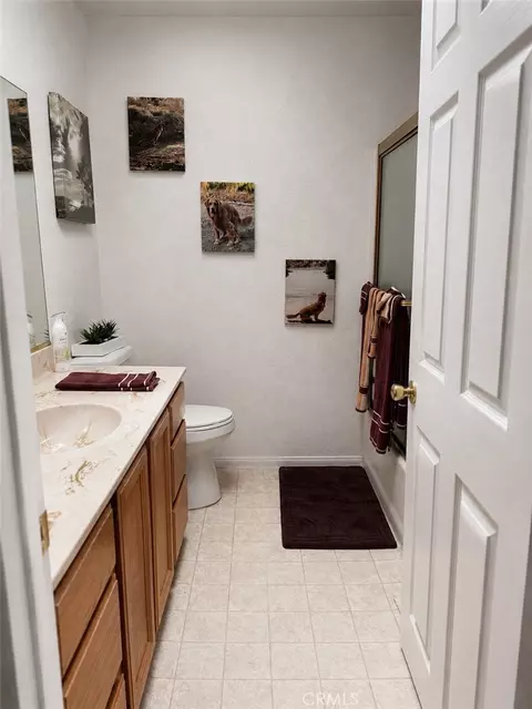 Bath - 32842 Emerald, Lucerne Valley, CA 92356 photo 1 of 2