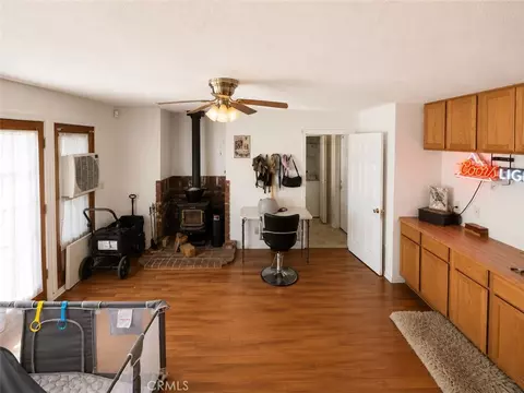 Living - 32842 Emerald, Lucerne Valley, CA 92356 photo 1 of 2