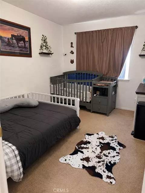 Bedroom - 32842 Emerald, Lucerne Valley, CA 92356 photo 2 of 4