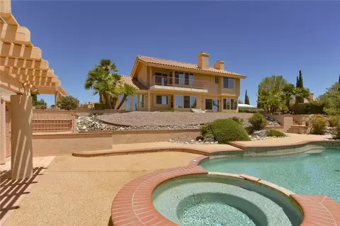 Other - 20211 Wadena Rd, Apple Valley, CA 92308 photo 3 of 13