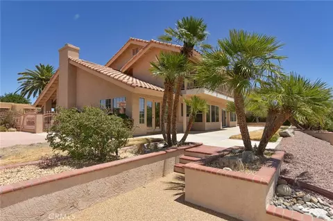 Exterior - 20211 Wadena Rd, Apple Valley, CA 92308 photo 7 of 17