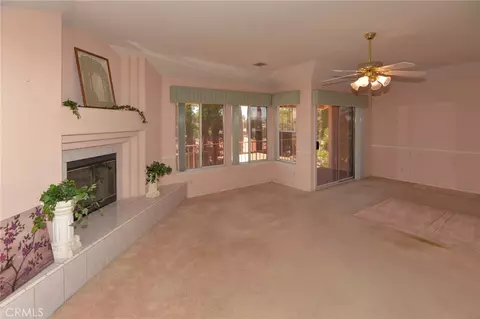 Living - 20211 Wadena Rd, Apple Valley, CA 92308 photo 5 of 6
