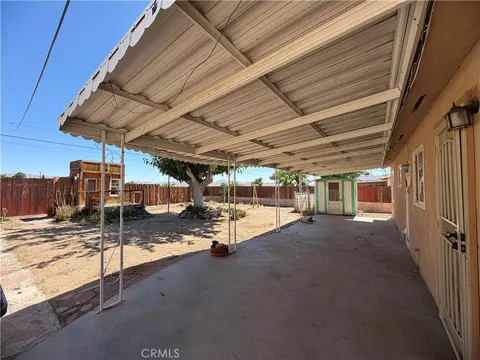 Exterior - 1901 Sunset St, Barstow, CA 92311 photo 2 of 11
