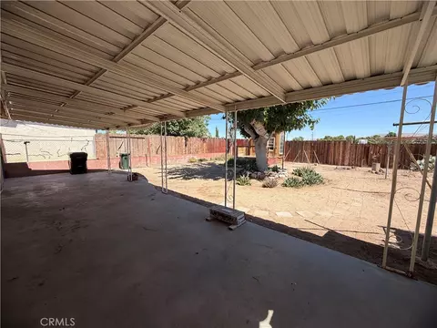 Exterior - 1901 Sunset St, Barstow, CA 92311 photo 3 of 11