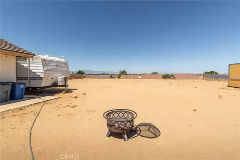 Exterior - 13382 Ivanpah, Apple Valley, CA 92308 photo 6 of 8