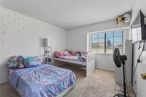 Bedroom - 13382 Ivanpah, Apple Valley, CA 92308 photo 3 of 8