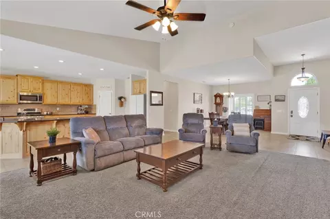 7735 Minstead, Hesperia, CA 92345 photo 12
