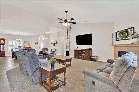 7735 Minstead, Hesperia, CA 92345 photo 11