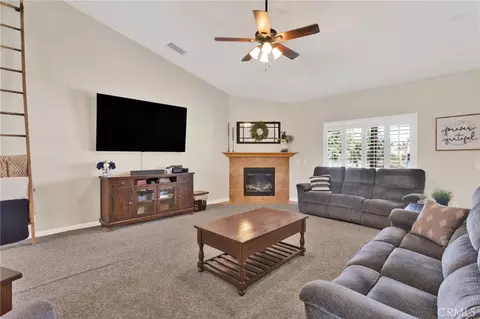 7735 Minstead, Hesperia, CA 92345 photo 7