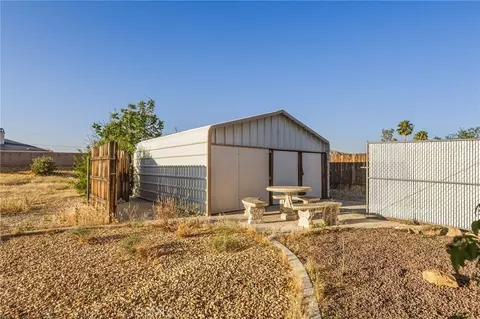 22410 Broken Lance Ct, Apple Valley, CA 92307 photo 22