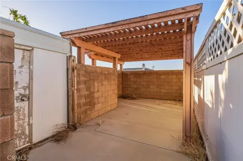 22410 Broken Lance Ct, Apple Valley, CA 92307 photo 28