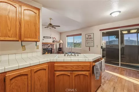 22410 Broken Lance Ct, Apple Valley, CA 92307 photo 6