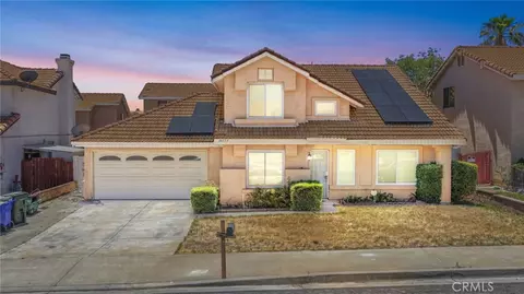 14553 Golden Trl, Victorville, CA 92392