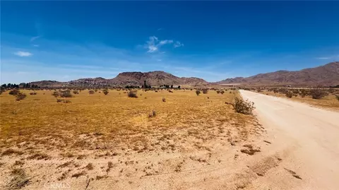 4 Highway 18, Apple Valley, CA 92308 photo 3