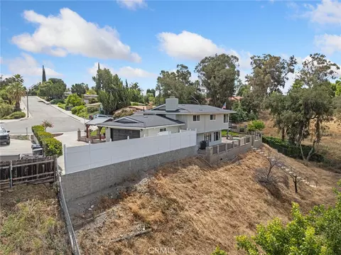 View/Area - 1510 Pamela, Redlands, CA 92373 photo 2 of 7