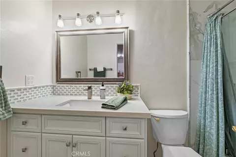 Bath - 1510 Pamela, Redlands, CA 92373 photo 2 of 6