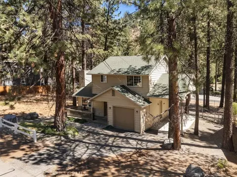 Exterior - 1536 Ross, Wrightwood, CA 92397 photo 7 of 8