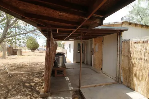 Exterior - 21212 Rainbow, Hinkley, CA 92347 photo 10 of 12