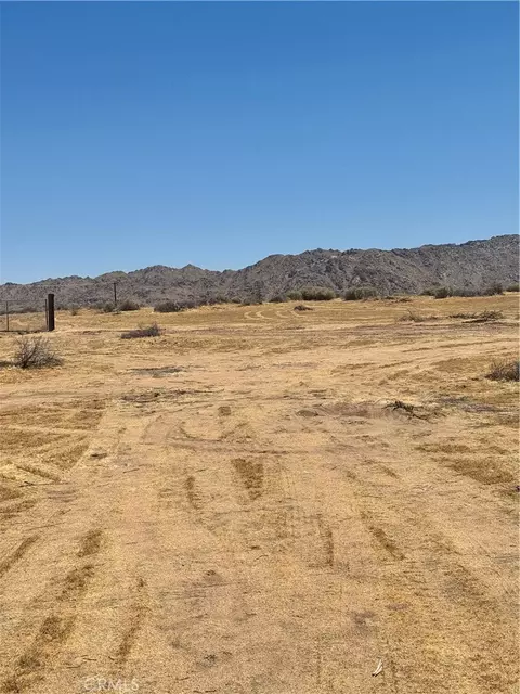 0 Nanticoke Rd, Apple Valley, CA 92307 photo 12