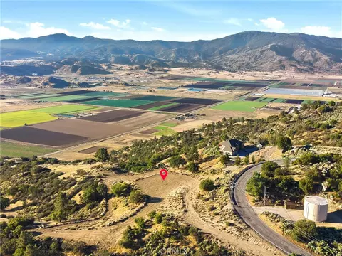 26400 Skyline Dr, Tehachapi, CA 93561 photo 11