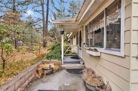 Exterior - 2046 Thrush, Wrightwood, CA 92397 photo 5 of 13
