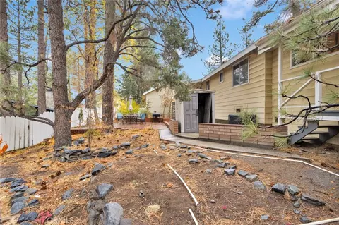 Exterior - 2046 Thrush, Wrightwood, CA 92397 photo 11 of 13