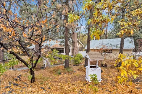 Exterior - 2046 Thrush, Wrightwood, CA 92397 photo 1 of 13